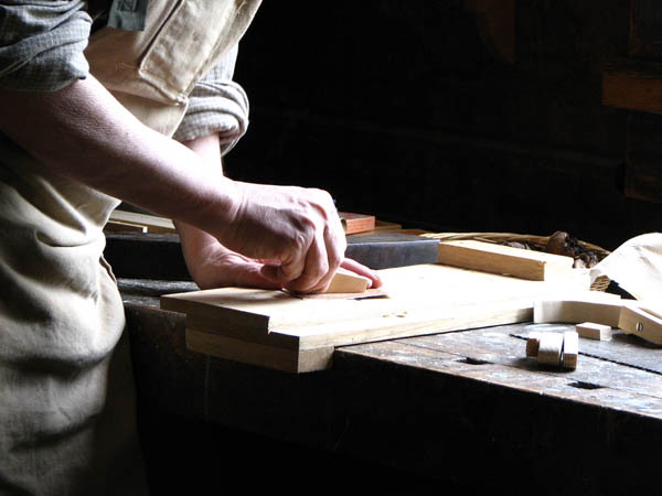 Nuestra <strong>carpintería de madera en  Albanyà</strong> es una empresa de <strong>herencia familiar</strong>, por lo que  contamos con gran <strong>experiencia </strong>en la profesión.